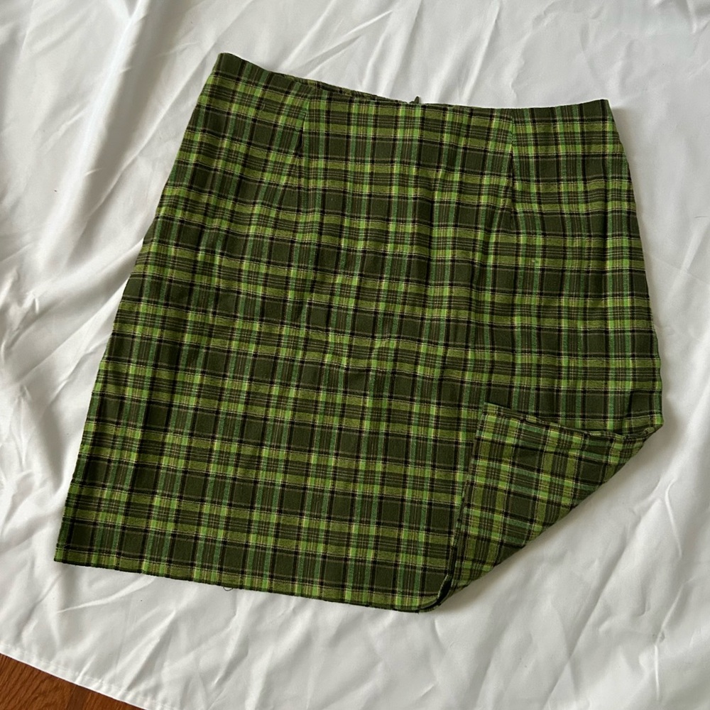 Old Navy Green Plaid Mini Skirt